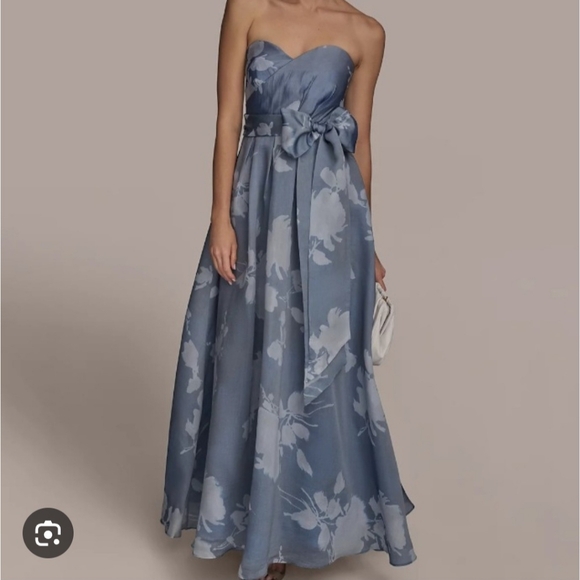 Donna Karan New YorkWomen's Floral-Print Ball Gown - Picture 3 of 11